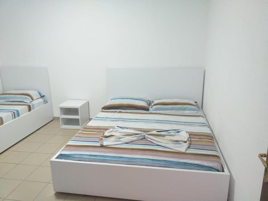 Appartamento Flat Ergli Velipojë Esterno foto