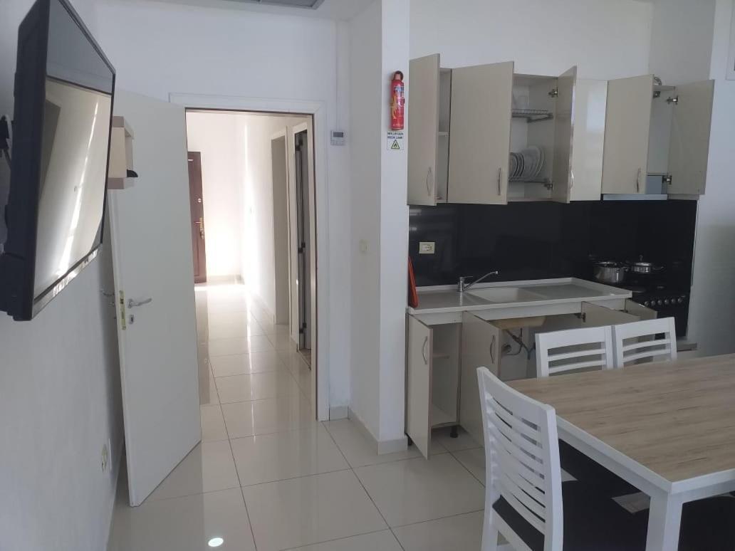 Appartamento Flat Ergli Velipojë Esterno foto